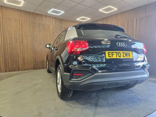 Audi Q2 1.0 Tfsi 30 Technik Euro 6 Ss EF70ZMV Black #4