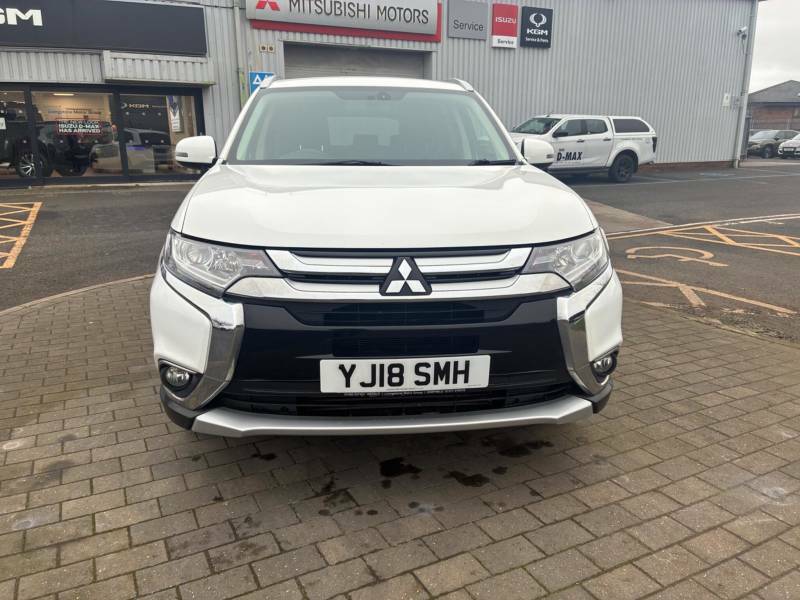 Mitsubishi Outlander 2.2 Di-d 3 - 2018 18 YJ18SMH White #2