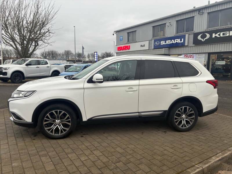 Mitsubishi Outlander 2.2 Di-d 3 - 2018 18 YJ18SMH White #5