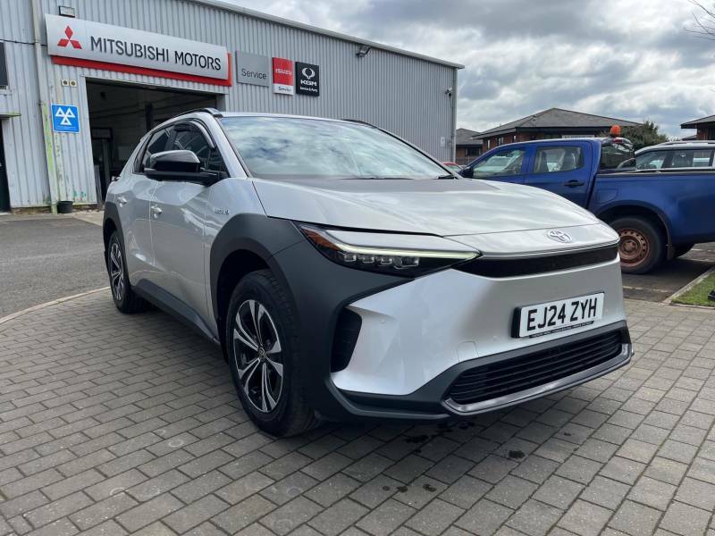 Toyota bZ4X 150Kw Motion 71.4Kwh 11Kw - 2024 24 Silver