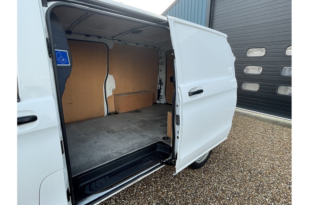 Mercedes-Benz Vito 110 Cdi Progressive 2020 U2401 Ulez White #6