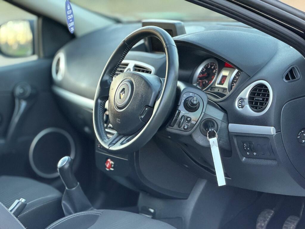 Renault Clio 1.2 Tce Dynamique Tomtom Euro 5 Black #2