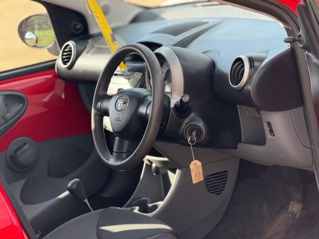 Toyota Aygo 1.0 Vvt-i Multimode Euro 4 SO08KPE Red #2