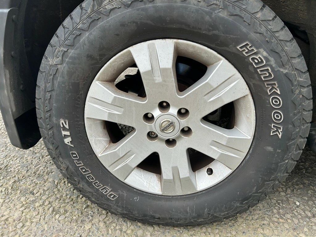 Nissan Pathfinder 2.5 T-spec Dci Grey #24