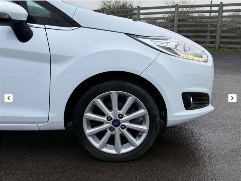 Ford Fiesta Titanium Turbo - 2017 17 HF17RUY White #6