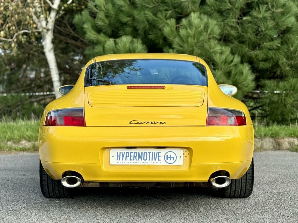 Porsche 911 Coupe WV02AZF Yellow #4