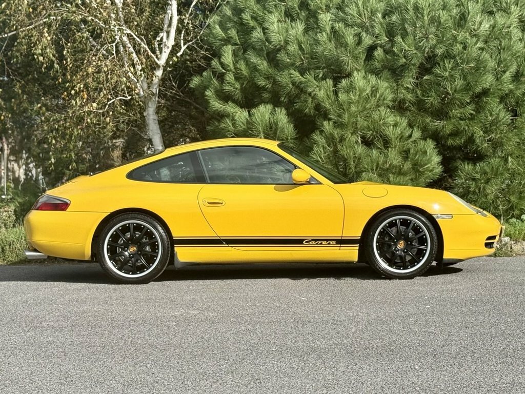 Porsche 911 Coupe WV02AZF Yellow #2
