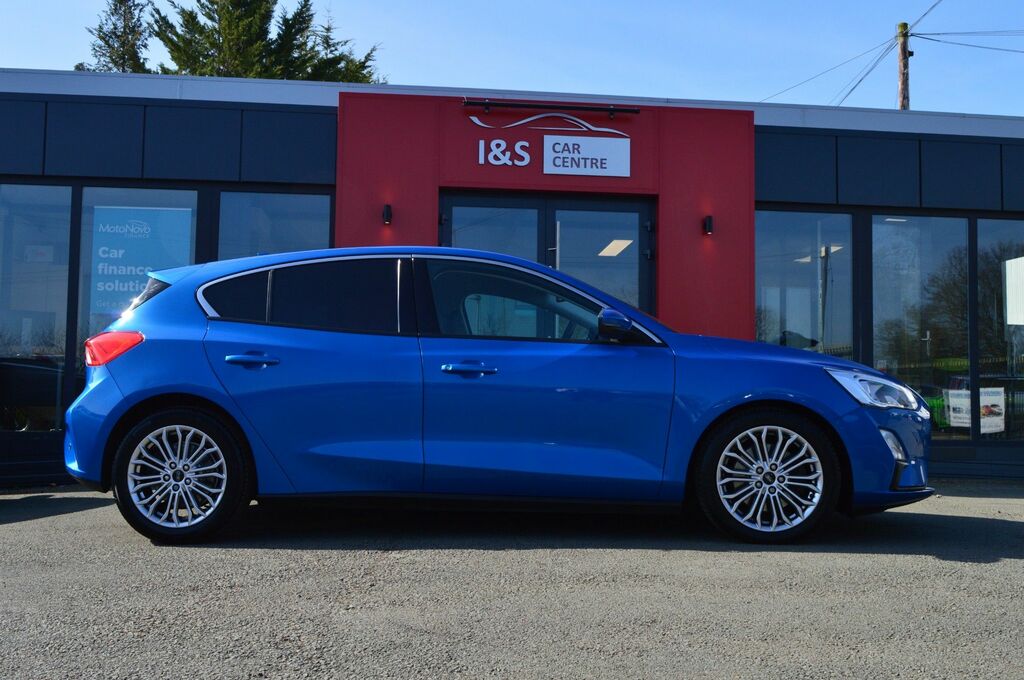 Ford Focus Ecoblue Titanium X Hatchback Blue #4