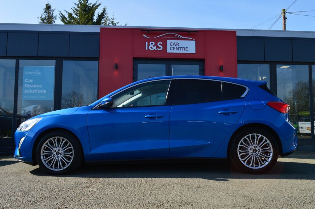 Ford Focus Ecoblue Titanium X Hatchback Blue #5