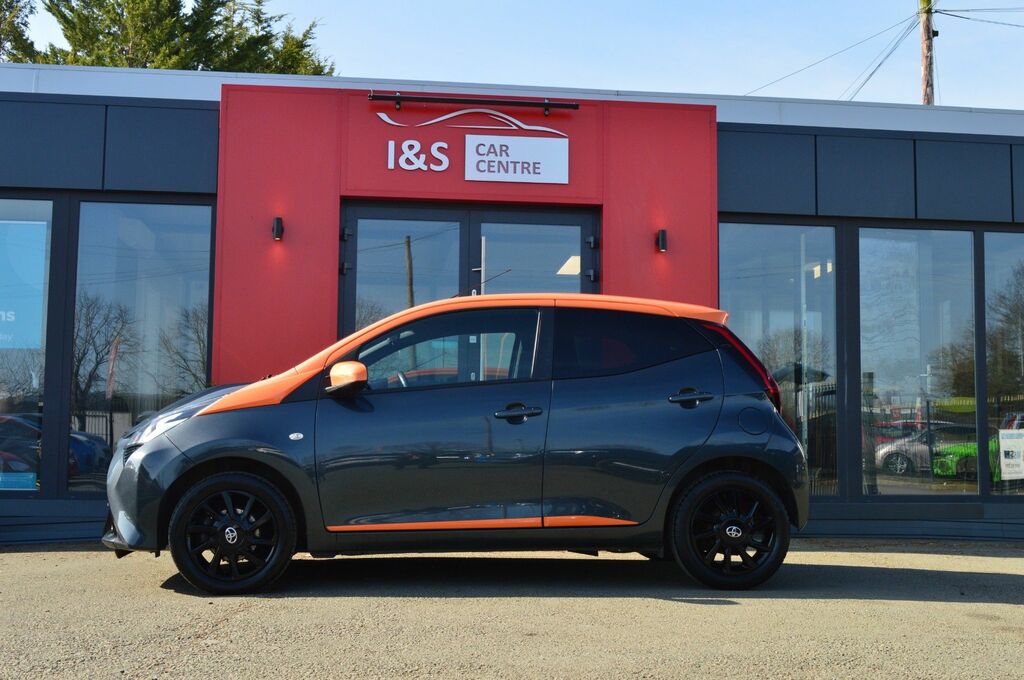 Toyota Aygo Vvt-i Jbl Edition Hatchback YD21ZKA Grey #4