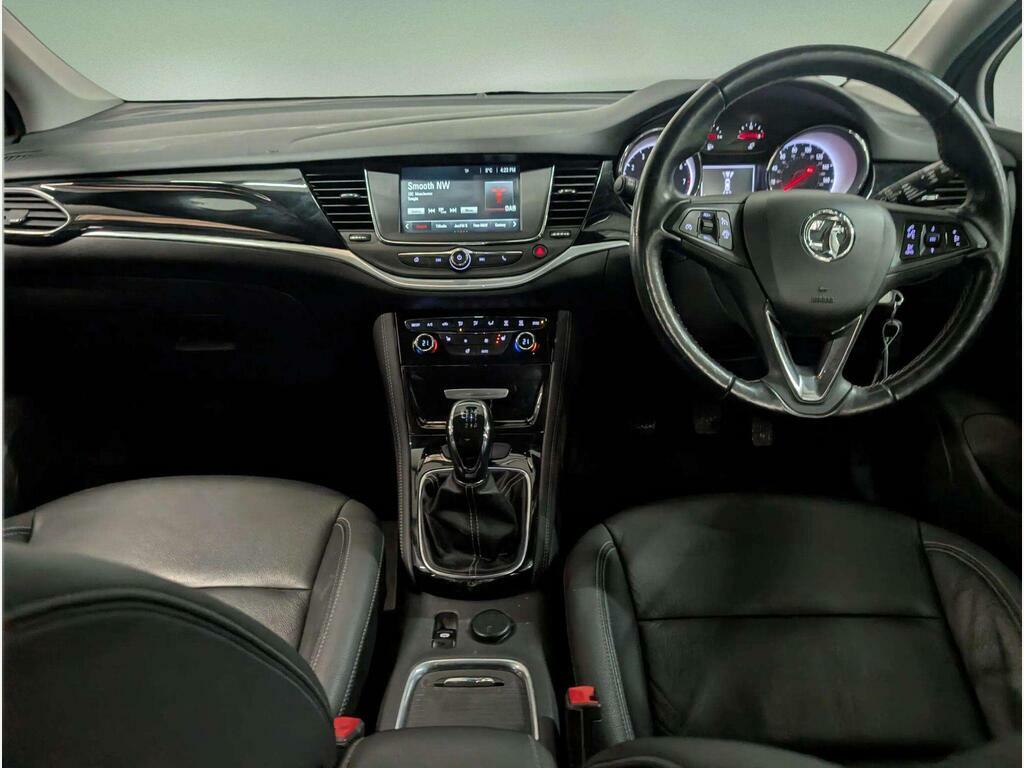 Vauxhall Astra 1.4I Turbo Elite Euro 6 SJ67UOX Silver #2