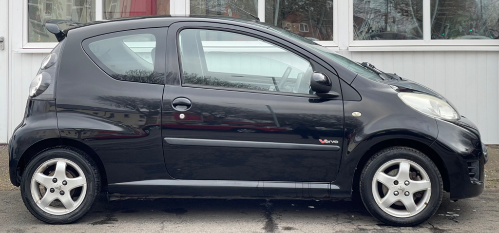 Peugeot 107 1.0 12V Verve Hatchback Euro 4 Black #3