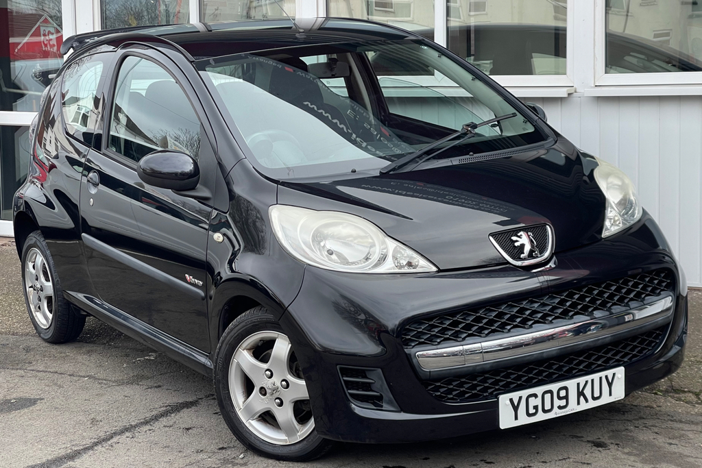 Peugeot 107 1.0 12V Verve Hatchback Euro 4 Black #2