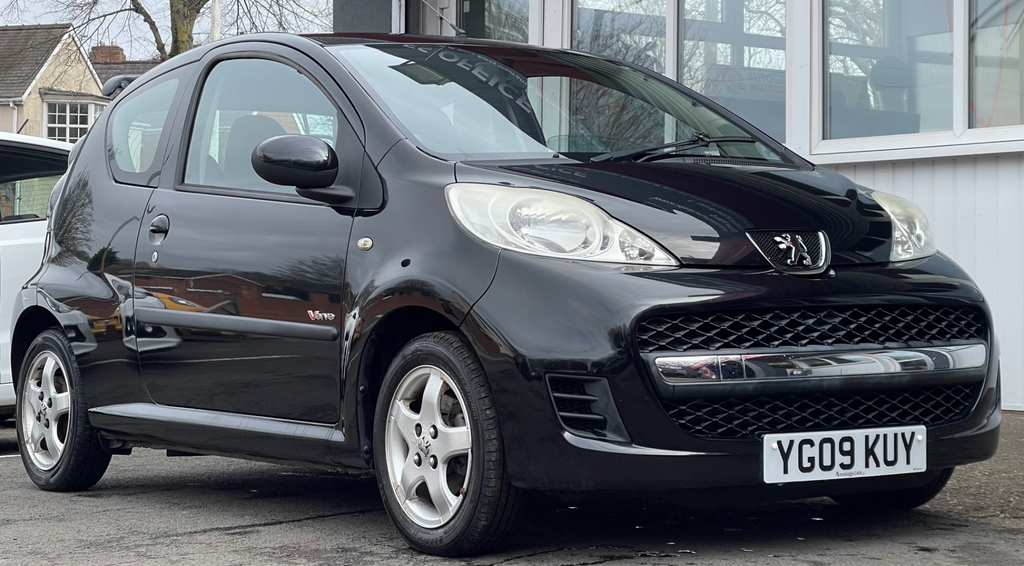 Peugeot 107 1.0 12V Verve Hatchback Euro 4 Black #5