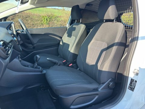 Ford Fiesta Base 85 Ps HW20VXH White #3
