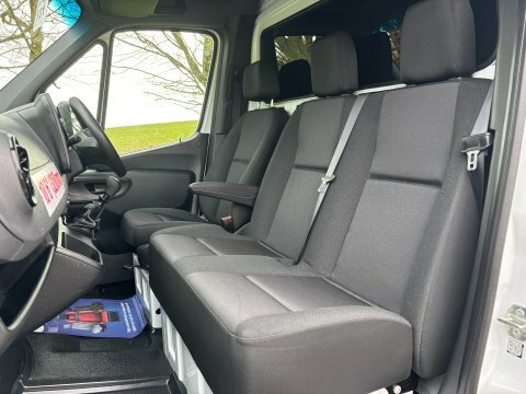 Mercedes-Benz Sprinter 315 Cdi Progressive KN22WCW White #3
