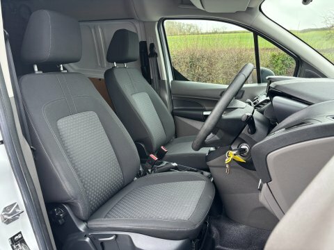 Ford Transit Connect 230 Trend L2 MW21KRF White #4