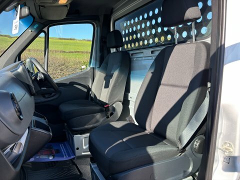 Mercedes-Benz Sprinter 314 Cdi 7G-tronic AY19LTE Silver #2