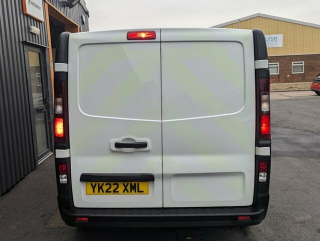 Renault Trafic 2.0 Dci Blue Sl28 Business Panel Van Ma YK22XML White #6