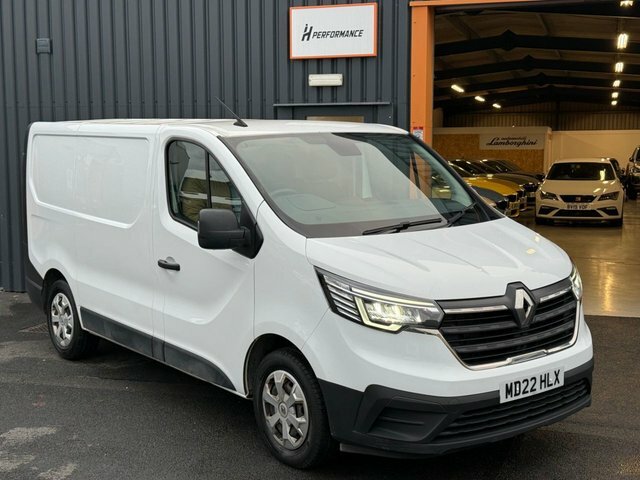 Renault Trafic 2.0 Dci Blue Sl28 Business Panel Van Ma MD22HLX White #3