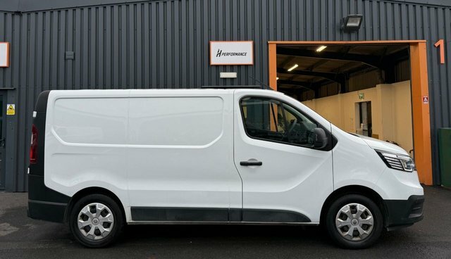 Renault Trafic 2.0 Dci Blue Sl28 Business Panel Van Ma MD22HLX White #5