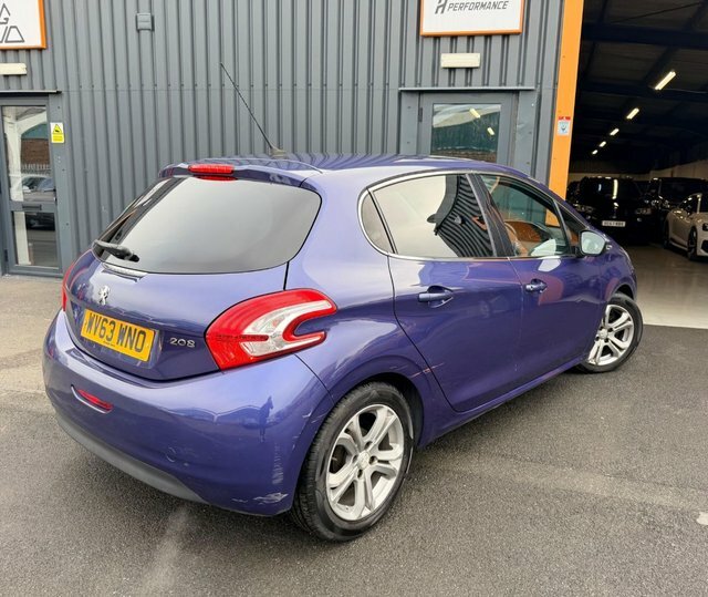 Peugeot 208 1.2L 82 Bhp WV63WNO Blue #3