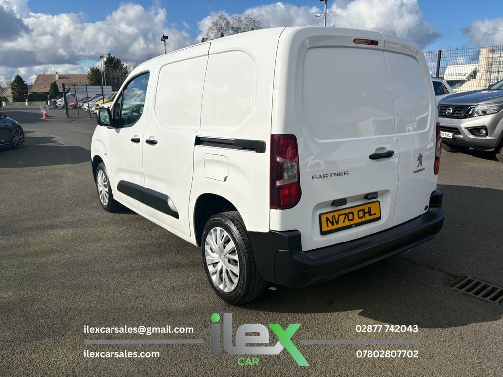 Peugeot Partner 1.5L Professional NV70OHL White #6