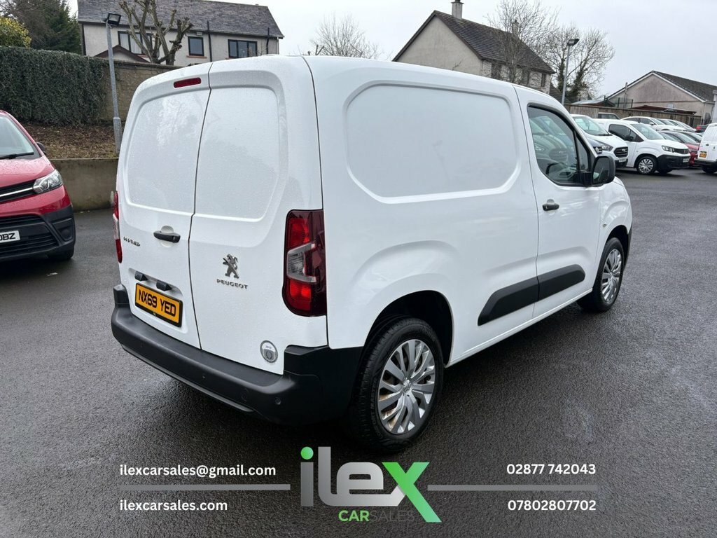 Peugeot Partner 1.5L Professional NX69YED White #5