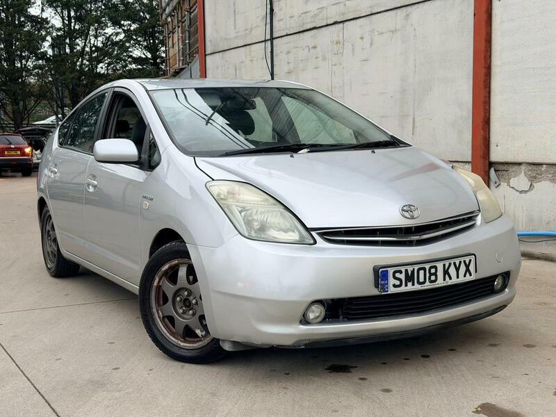 Toyota Prius 1.5 T Spirit Cvt 