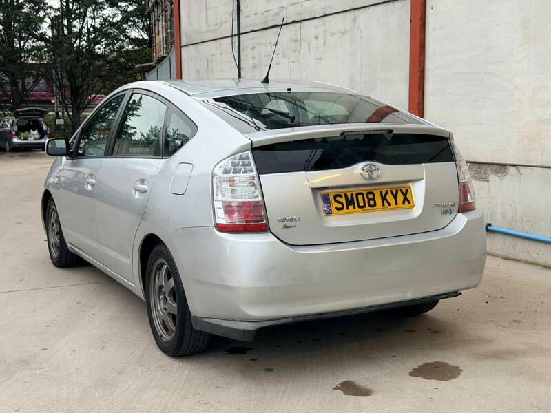 Toyota Prius 1.5 T Spirit Cvt  #5