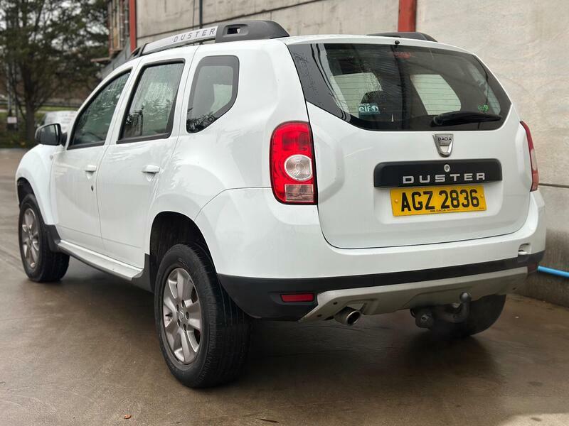 Dacia Duster 1.5 Dci Laureate Euro 6 Ss AGZ2836 #4