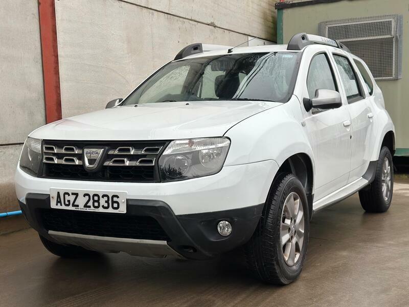 Dacia Duster 1.5 Dci Laureate Euro 6 Ss AGZ2836 #3