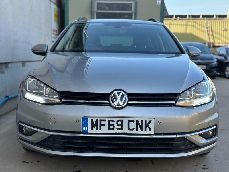 Volkswagen Golf 1.0 Tsi Match Euro 6 Ss MF69CNK #3