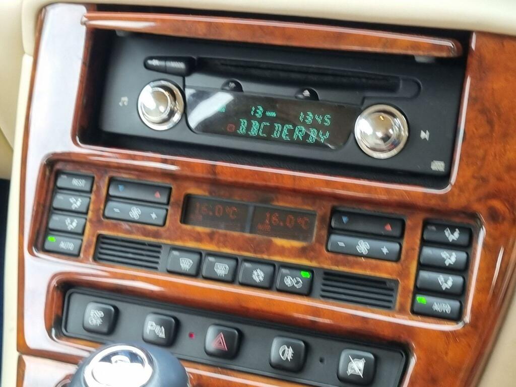 Bentley Arnage Red Label Lwb #17