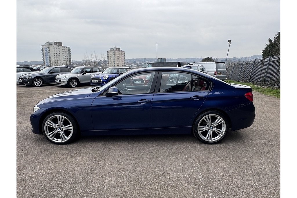 BMW 3 Series 320I Sport YK16OYH Blue #5