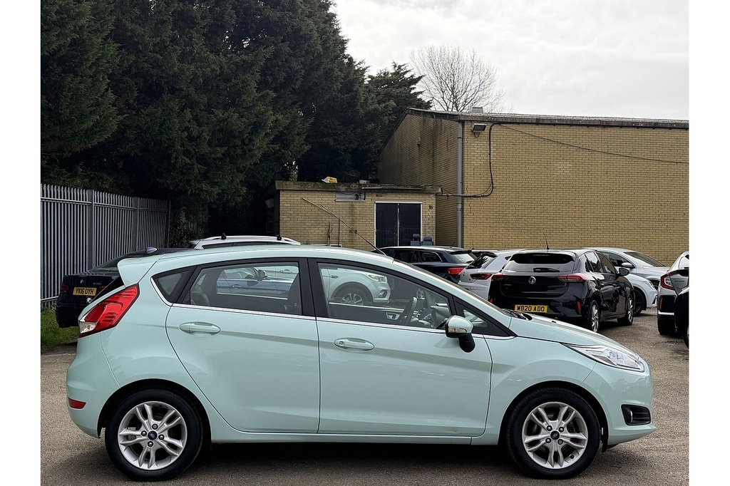 Ford Fiesta T Ecoboost Zetec LG66XDD Green #6