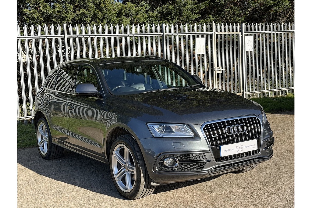 Audi Q5 Tdi S Line Plus KJ16LKC Grey #4