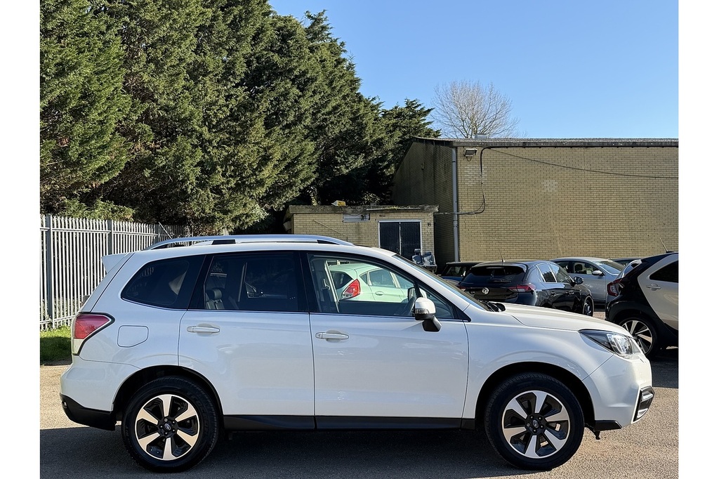 Subaru Forester D Xc Premium White #6