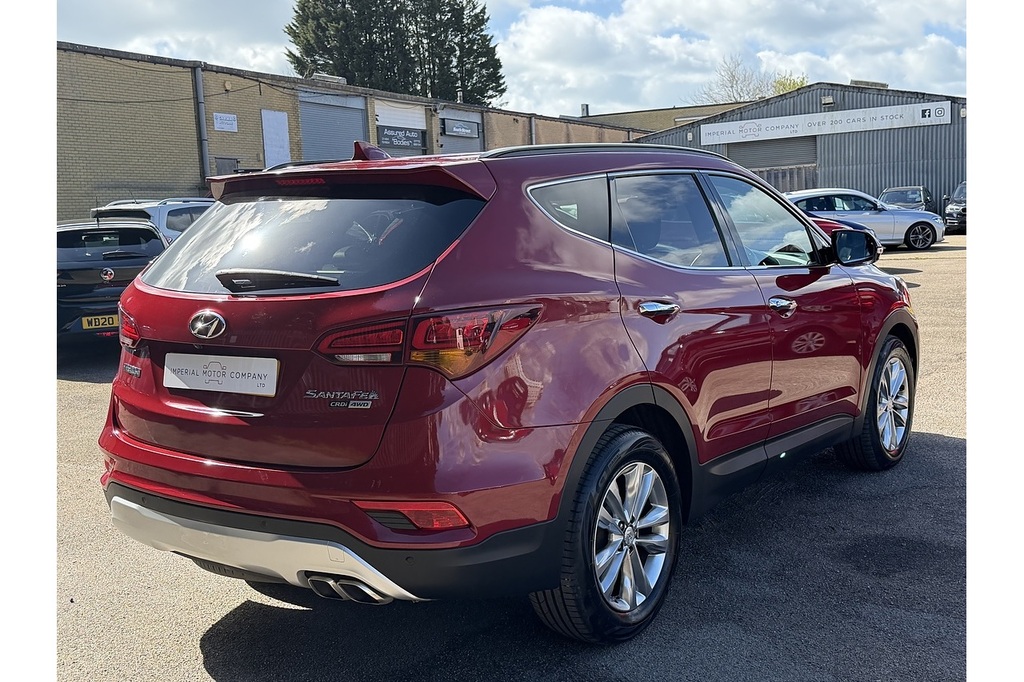 Hyundai Santa Fe Crdi Blue Drive Premium YO66KAJ Red #5