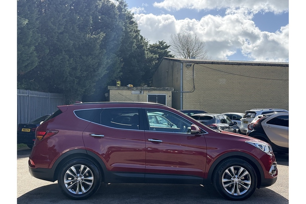 Hyundai Santa Fe Crdi Blue Drive Premium YO66KAJ Red #6