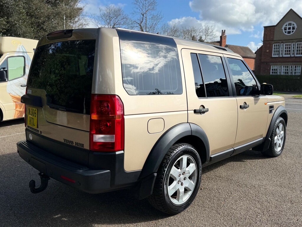 Land Rover Discovery 2.7 3 Td V6 Hse Station Wagon WJ05VTL Gold #4