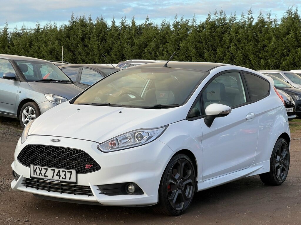 Ford Fiesta 1.6T Ecoboost St-2 Euro 6 KXZ7437 White #3