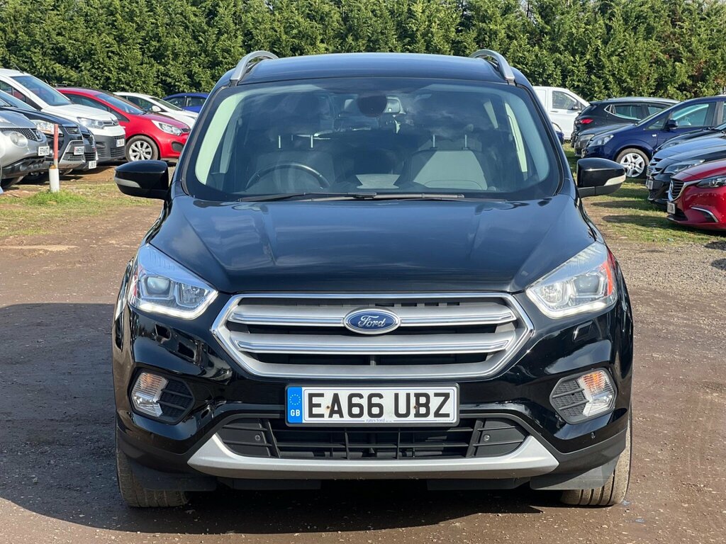 Ford Kuga 2.0 Tdci Titanium Euro 6 Ss EA66UBZ Black #4