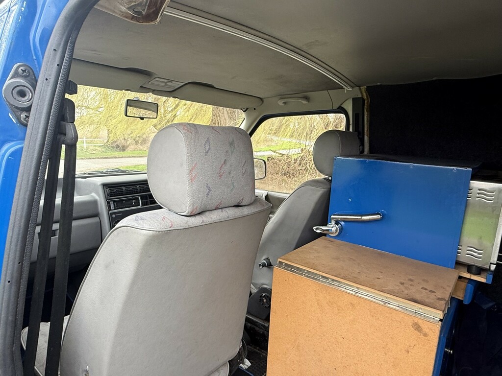 Volkswagen Transporter 1200 Cvn Cc Swb 2.0 White #50