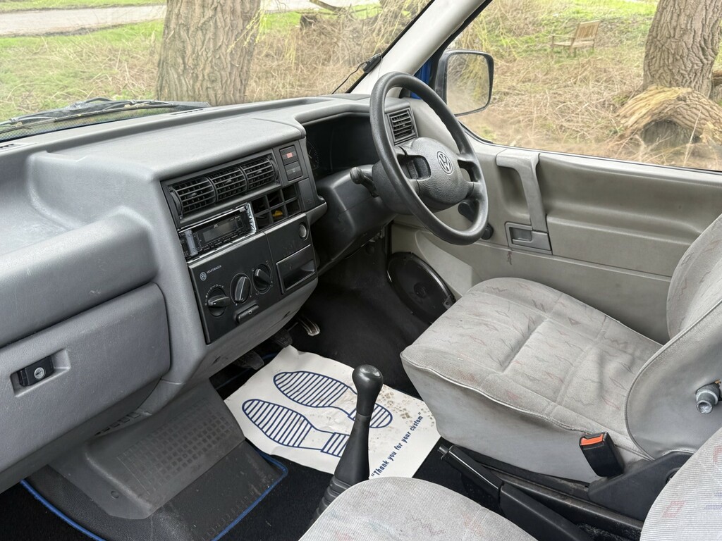 Volkswagen Transporter 1200 Cvn Cc Swb 2.0 White #25