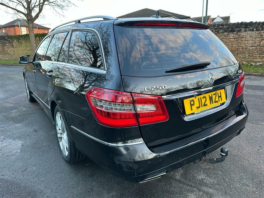 Mercedes-Benz E Class 2.1 E250 Cdi Blueefficiency Avantgarde Tiptronic E PJ12WZH Black #4