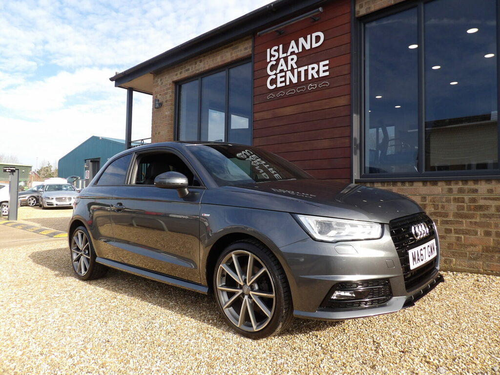 Audi A1 1.4 Tfsi 150 Black Edition S Tronic Ver MA67GWM Black #2