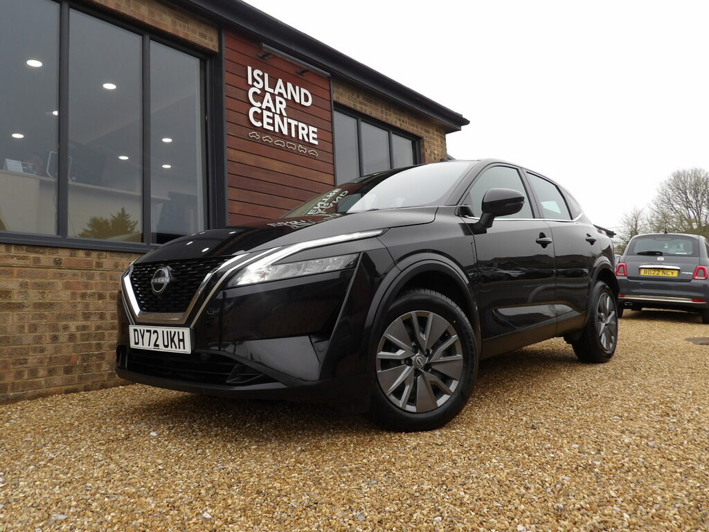 Nissan Qashqai 1.3 Dig-t Mh Visia Black