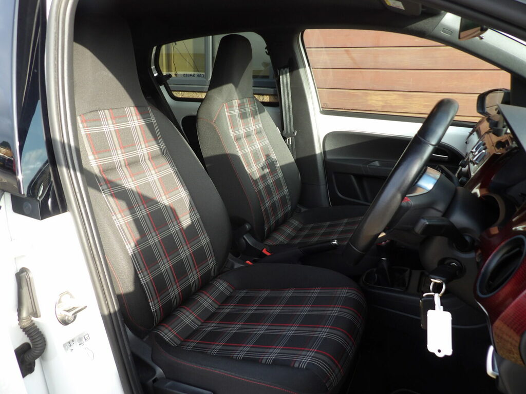Volkswagen Up Hatchback 1.0 115Ps Up Gti YL20AAF White #5
