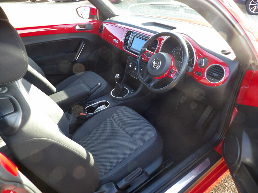 Volkswagen Beetle Design Tsi Bmotion Tech Hatchback Low Mil RF15BBU Red #4